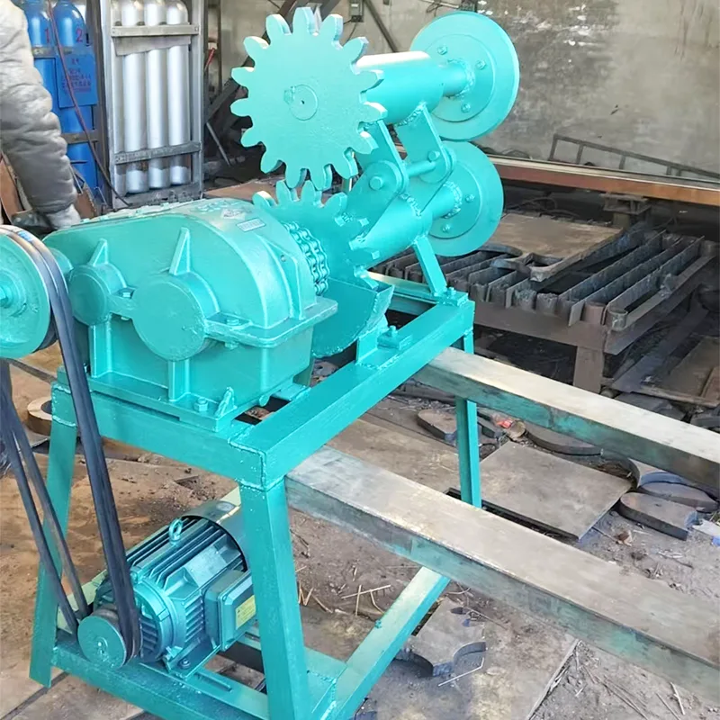 Maliit na Tire Strip Cutting Machine